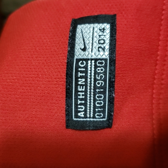 Red Sports Top Football Size Youth XL - Picture 4 of 7